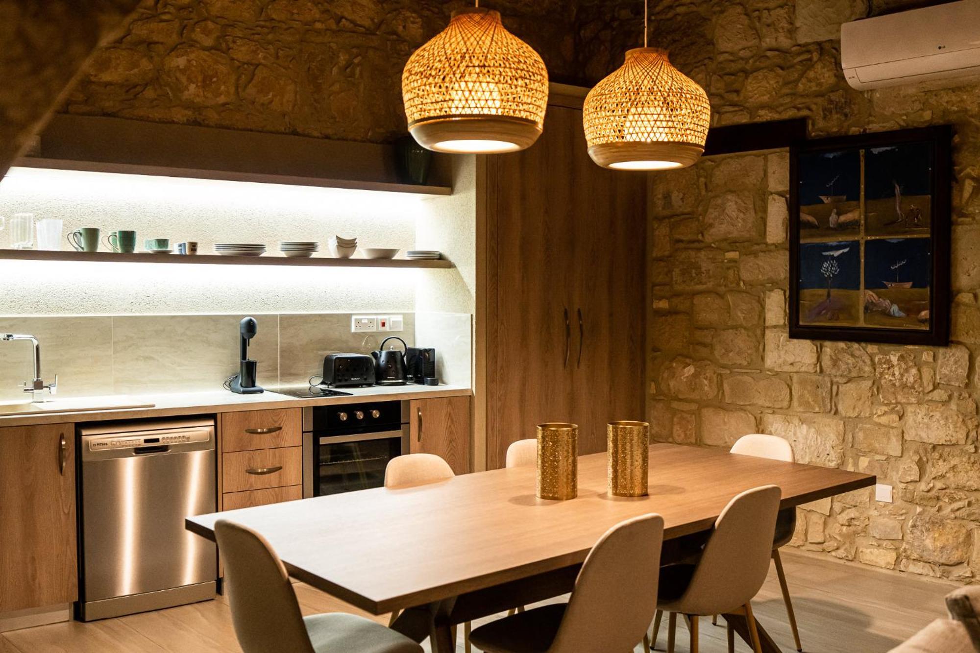 Harma Traditional Boutique Suites Paphos Luaran gambar